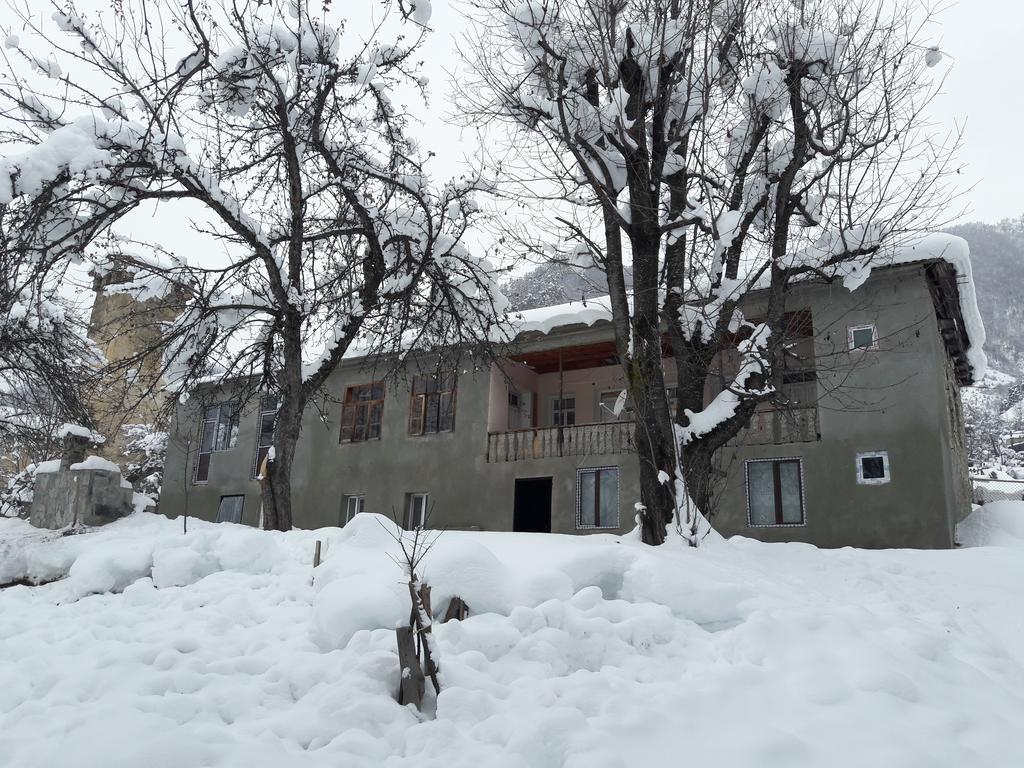 מסטיה Guest House Adelina מראה חיצוני תמונה