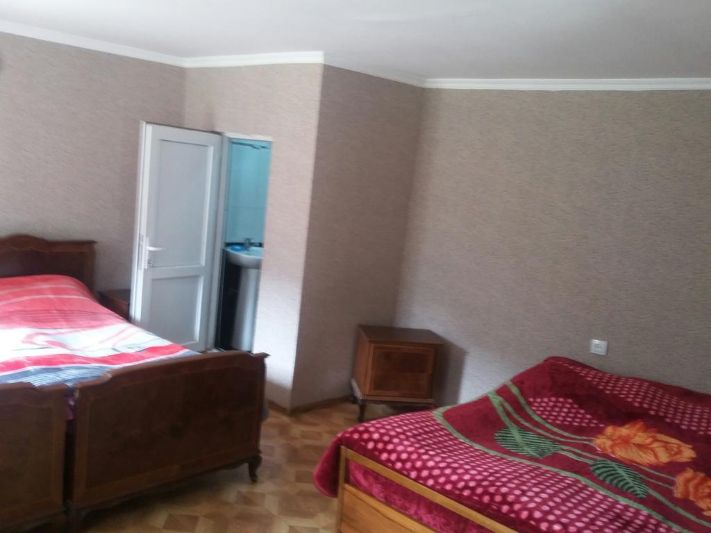 מסטיה Guest House Adelina מראה חיצוני תמונה