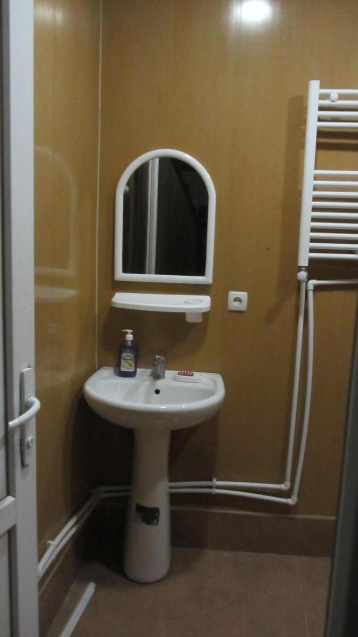 מסטיה Guest House Adelina מראה חיצוני תמונה