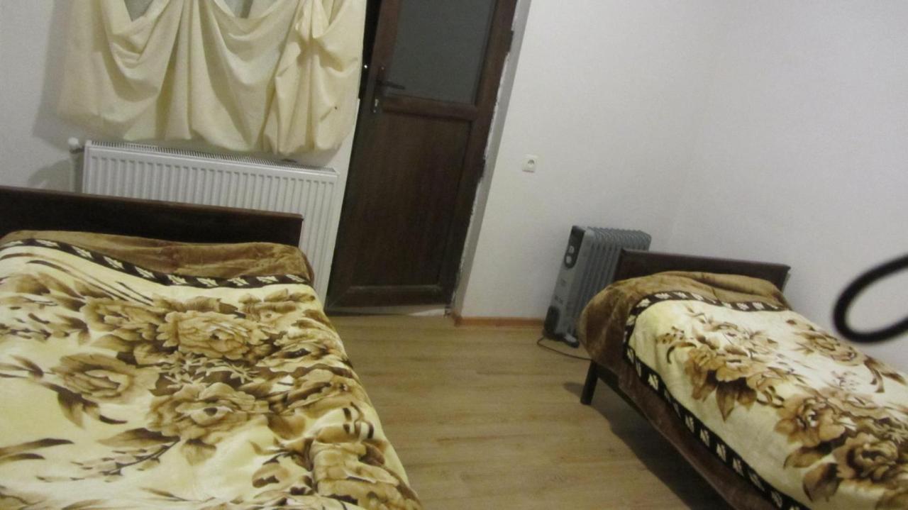 מסטיה Guest House Adelina מראה חיצוני תמונה