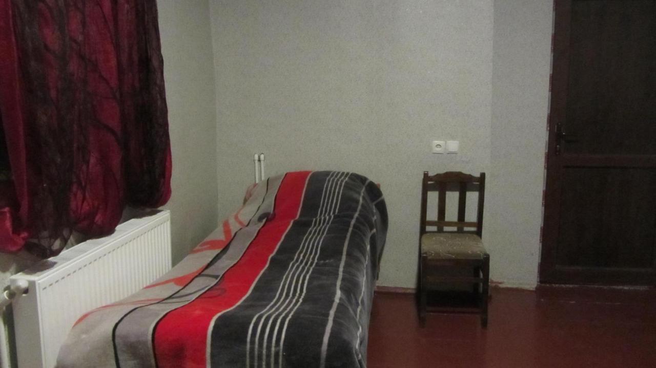 מסטיה Guest House Adelina מראה חיצוני תמונה