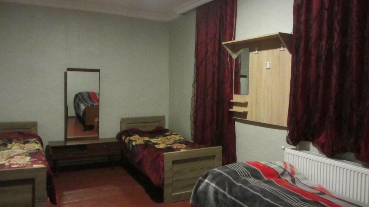 מסטיה Guest House Adelina מראה חיצוני תמונה